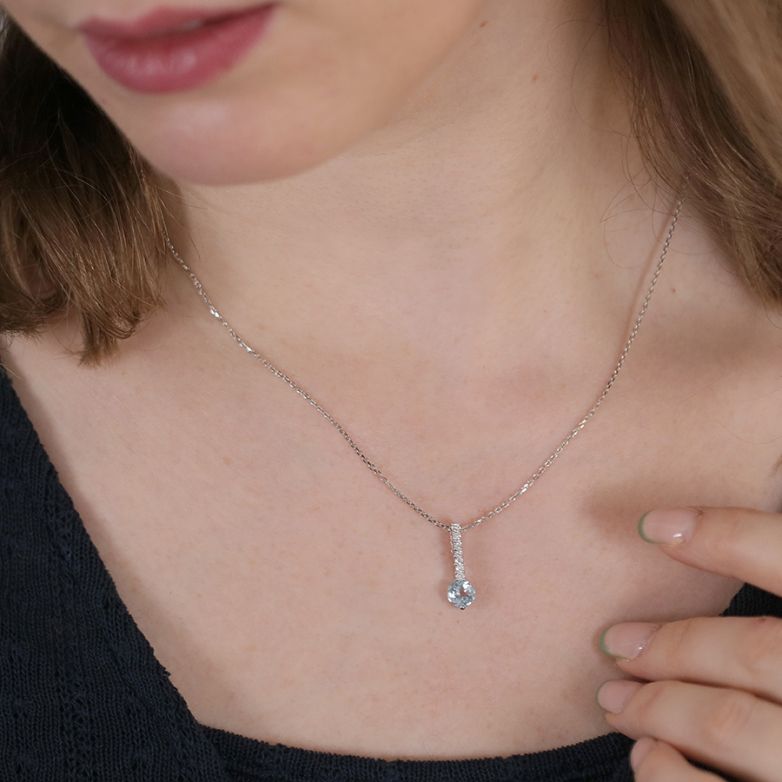 Necklace diamonds 0.10...