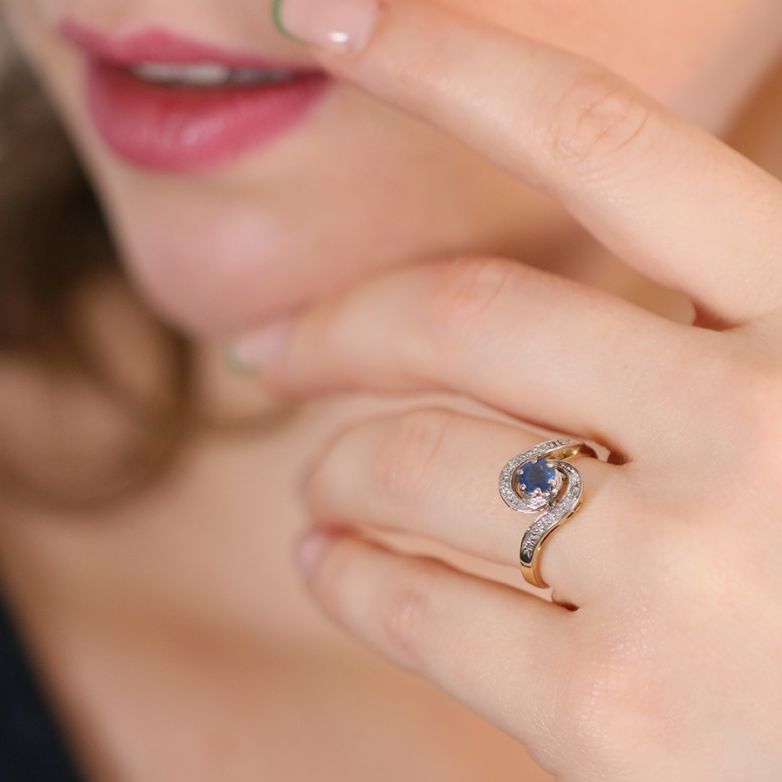 Vintage ring sapphire 0.49...