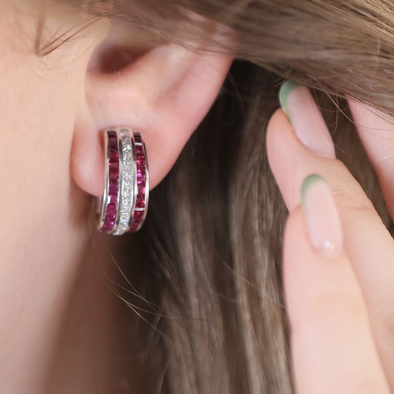 Earrings ruby 1.04 carat...
