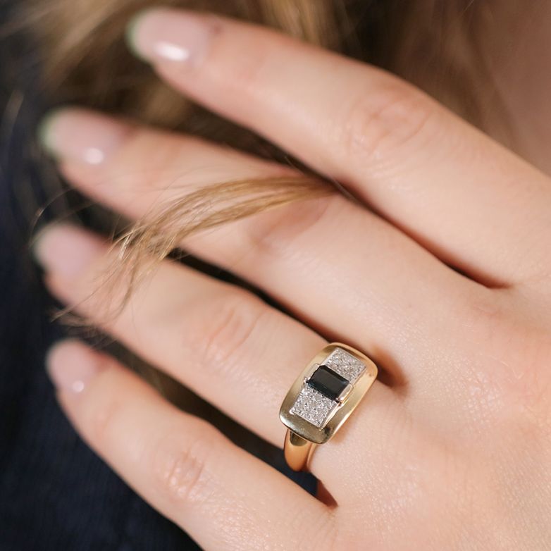 Ring sapphire 0.50 carat...