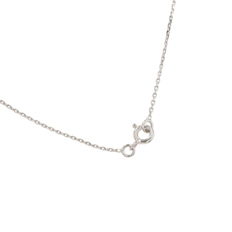 Necklace with 2.25 carats...