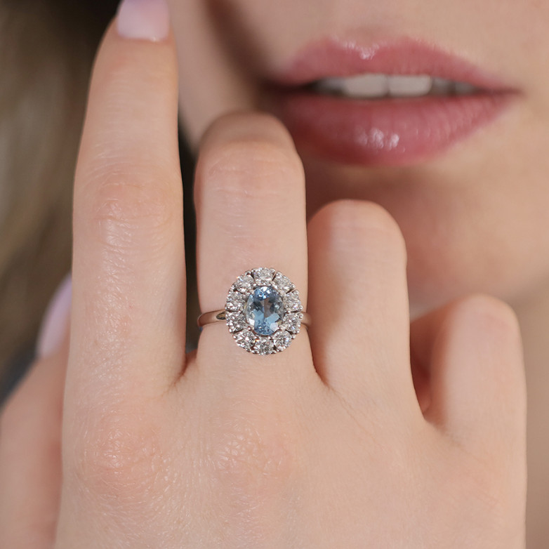 Ring aquamarine 1.42 carat...