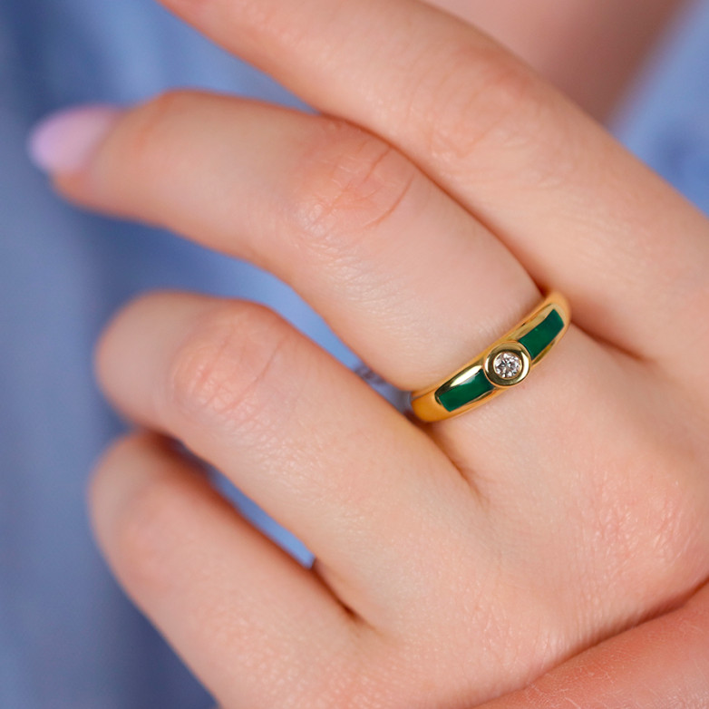 Yellow gold ring with...