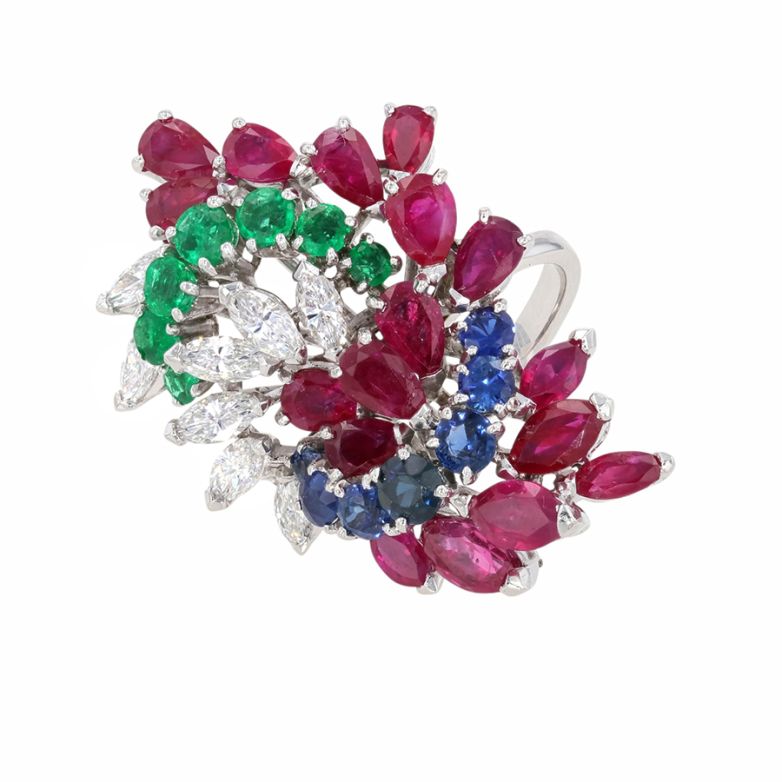 Ring set with sapphires,...