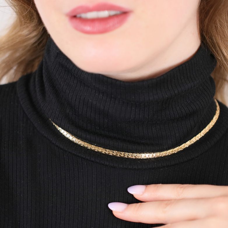 Yellow gold bean necklace...