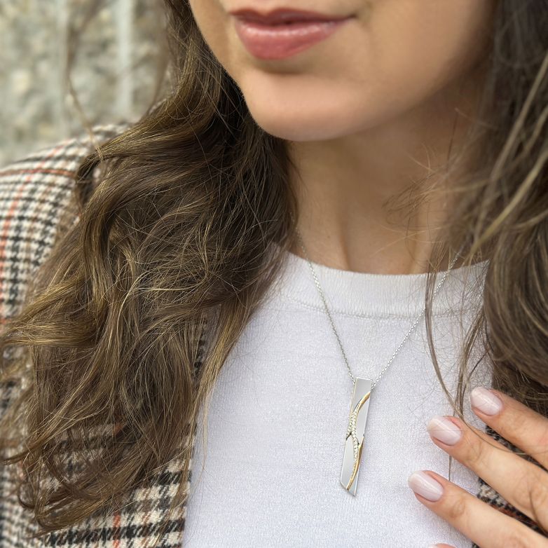 Diamond pendant 0.11 carat...