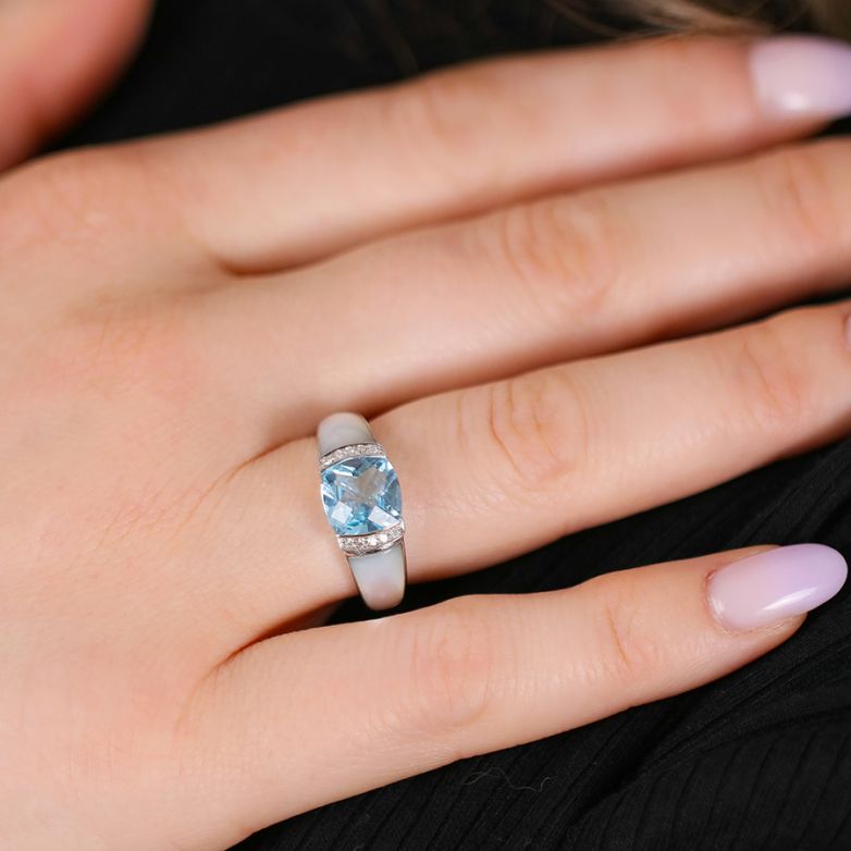 Ring featuring a 2.60 carat...