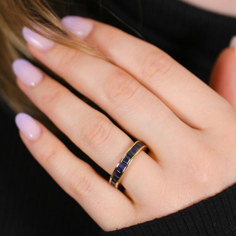 Ring sapphires 3.99 carats...