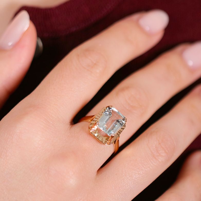 Vintage aquamarine ring...