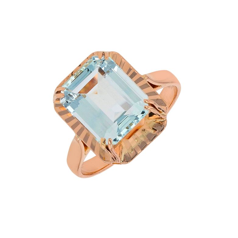 Vintage aquamarine ring...