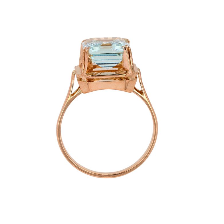 Vintage aquamarine ring...