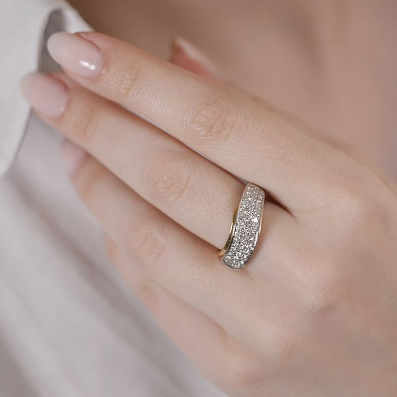 Diamond ring 0.64 carat 2...