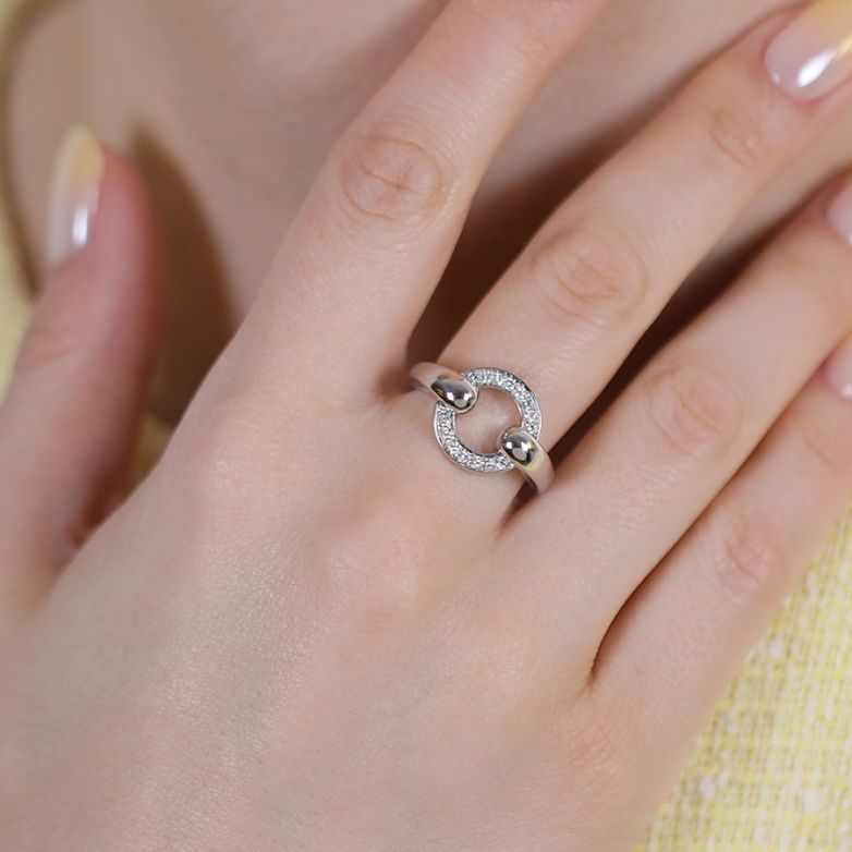 Diamond ring 0.16 carat...