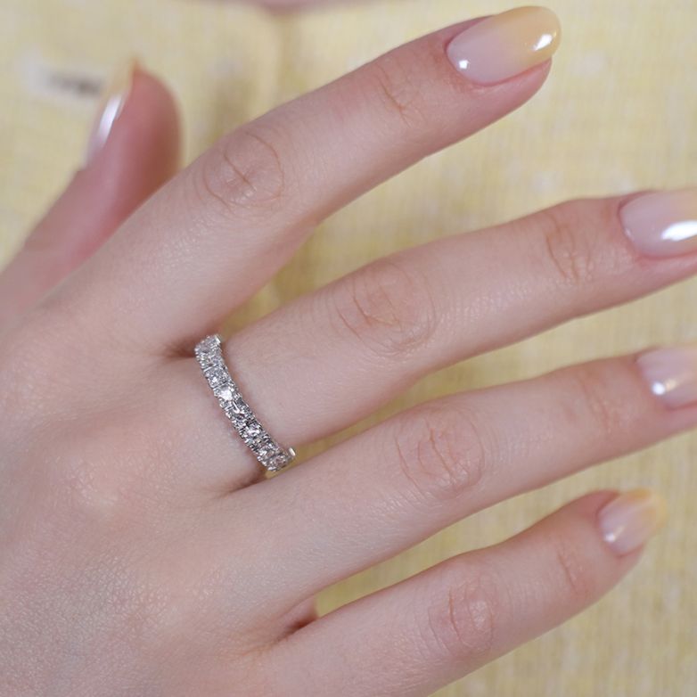 Vintage wedding ring full...