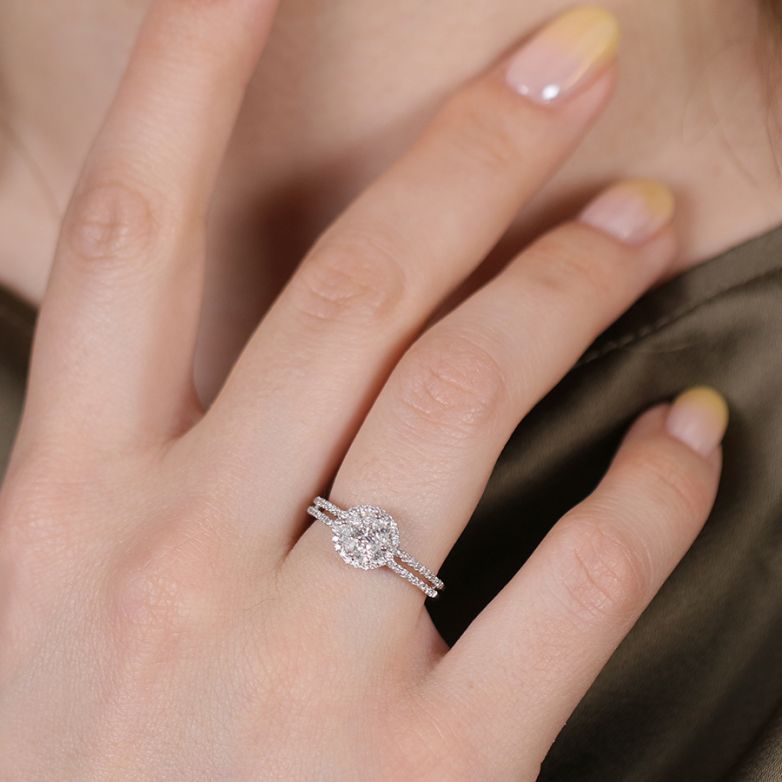 Diamond ring 0.52 carat...