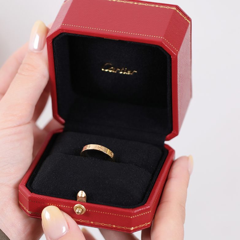 Wedding ring CARTIER Love...