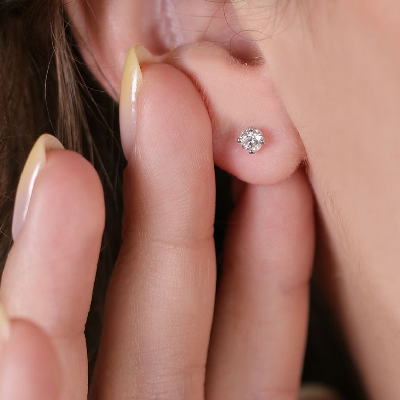Earrings diamonds 0.31...
