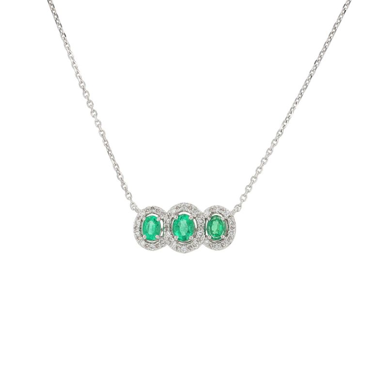 Necklace emeralds 0.40...