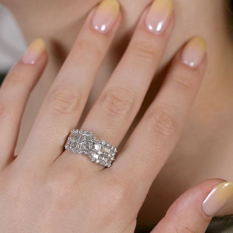 Diamond ring 1.21 carat...