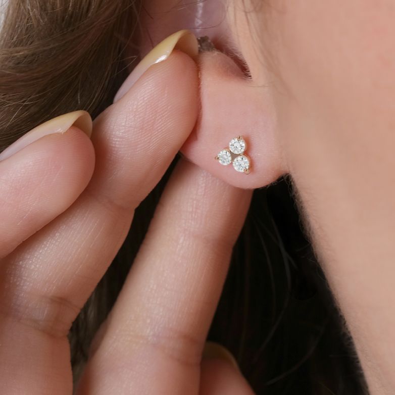 Earrings diamonds 0.30...