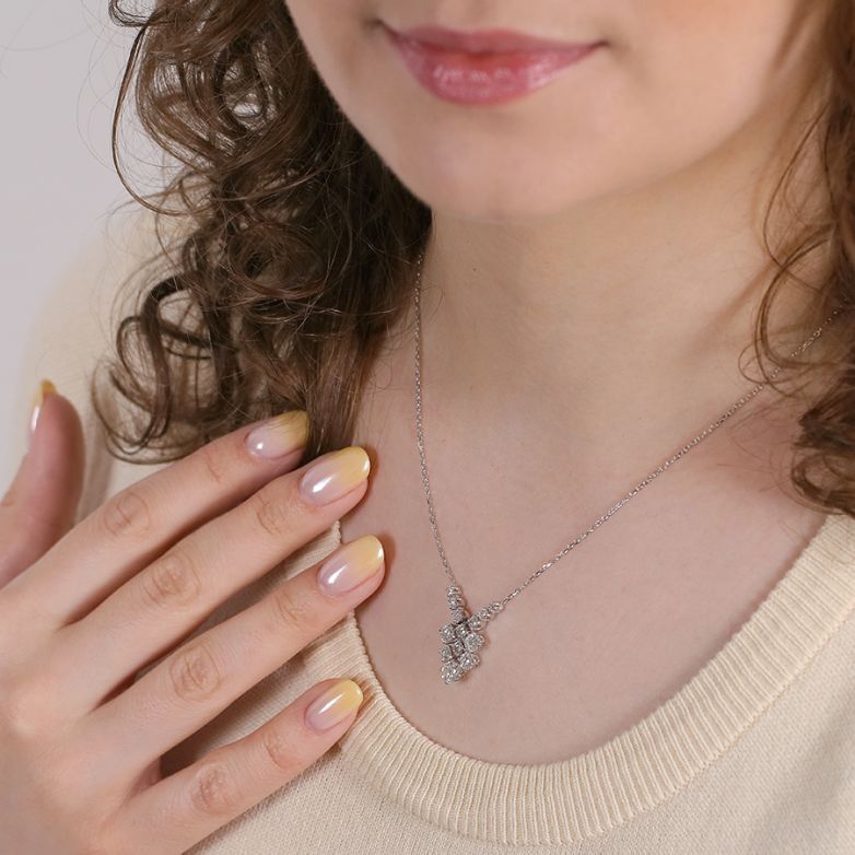 Necklace diamonds 1.87...