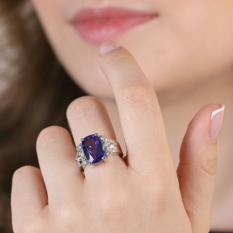 Bague tanzanite 6.38 carats...