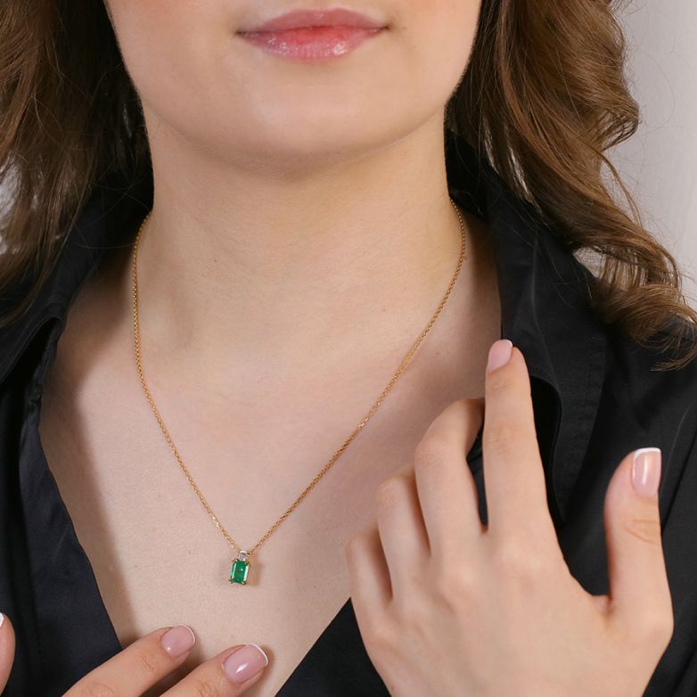 Necklace emerald 1.27...