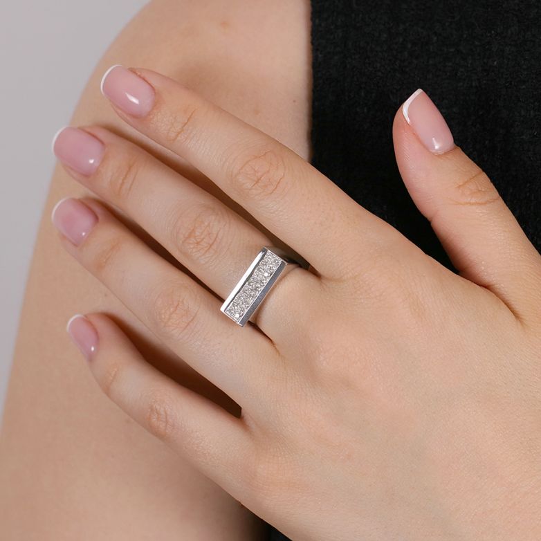 Diamond ring 0.27 carat...