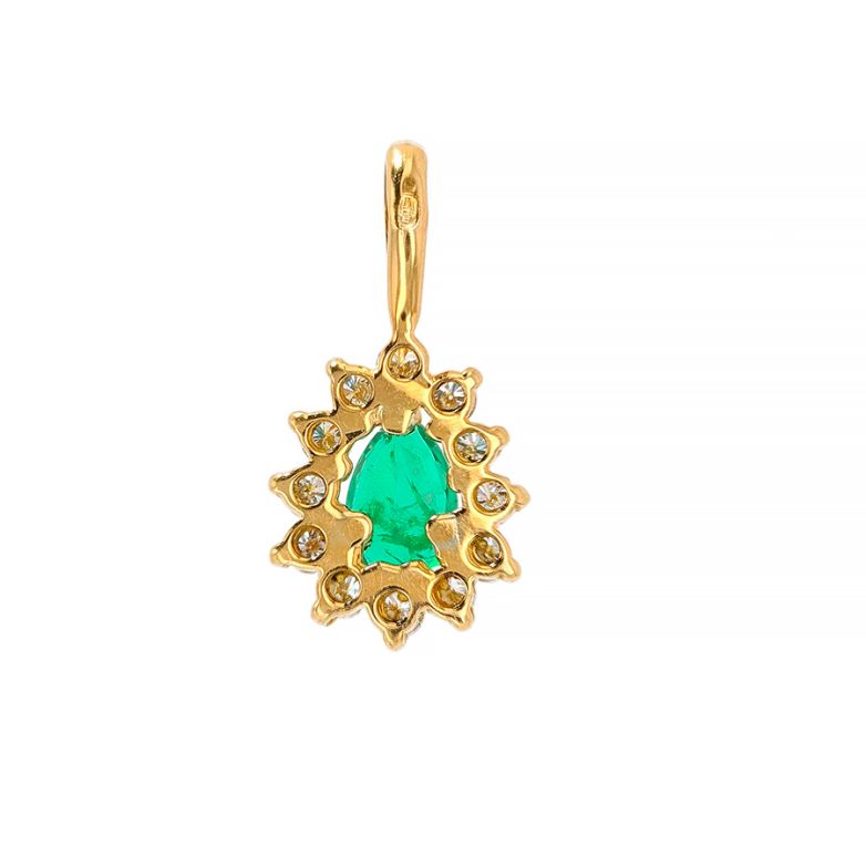 0.44-carat emerald and...