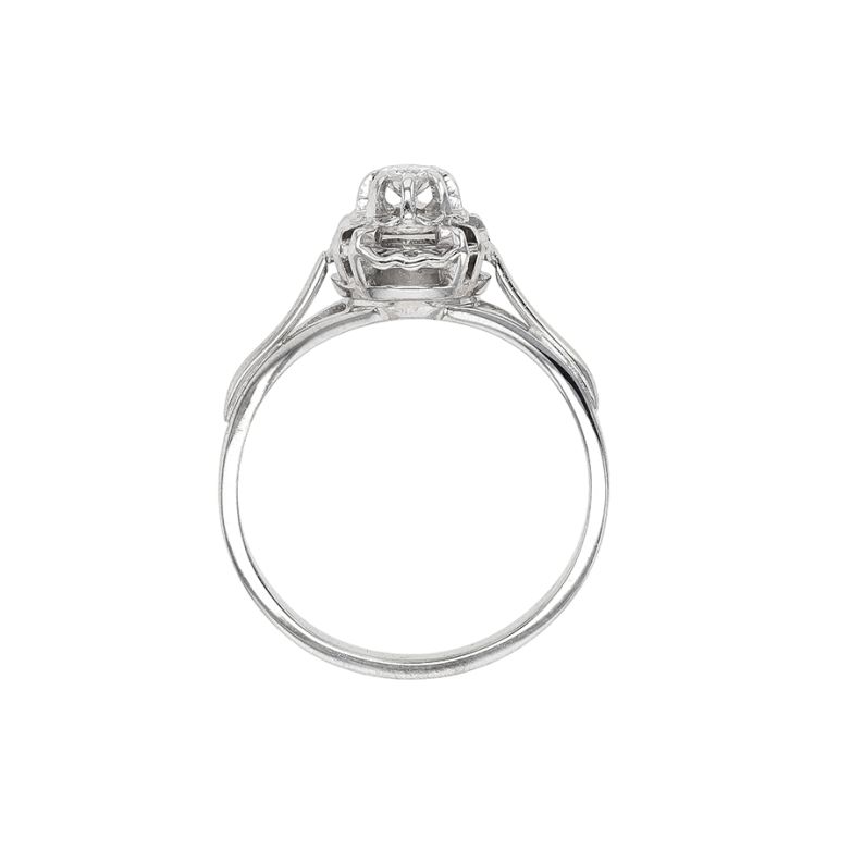Vintage 0.10-carat diamond...