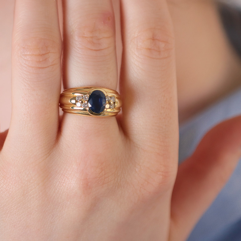1.85-carat sapphire and...