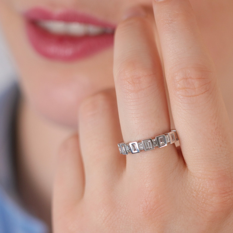 0.80-carat diamond wedding...