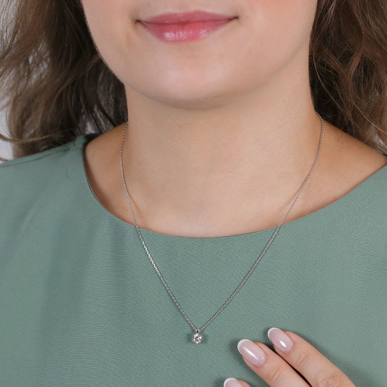 0.52-carat diamond...