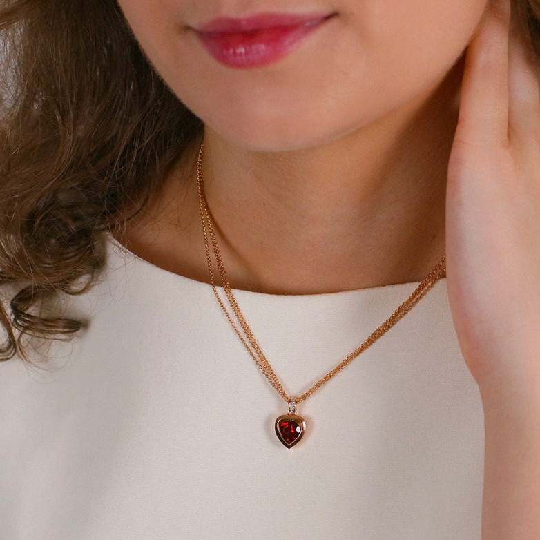 1.44-carat garnet and...