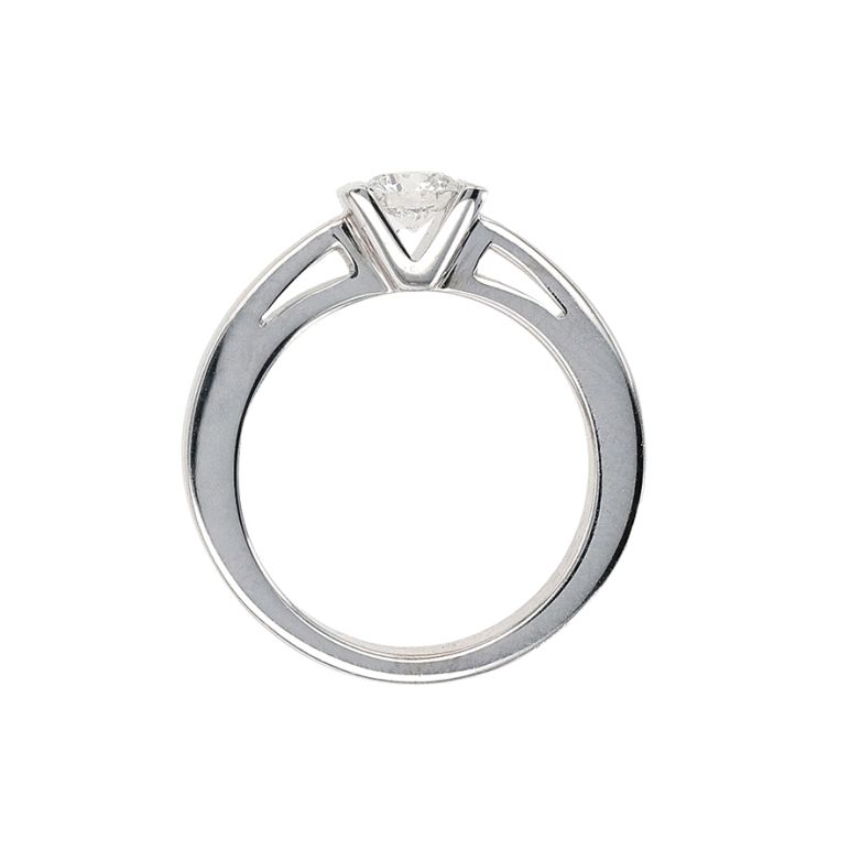 0.32-carat diamond...