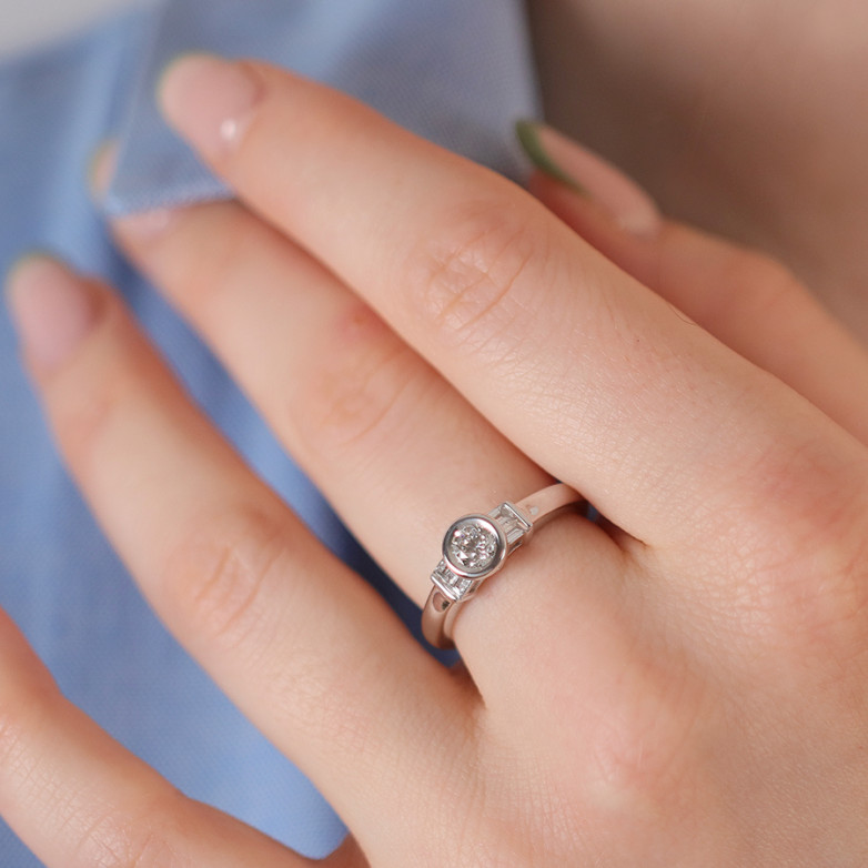 0.42 carat diamond ring...
