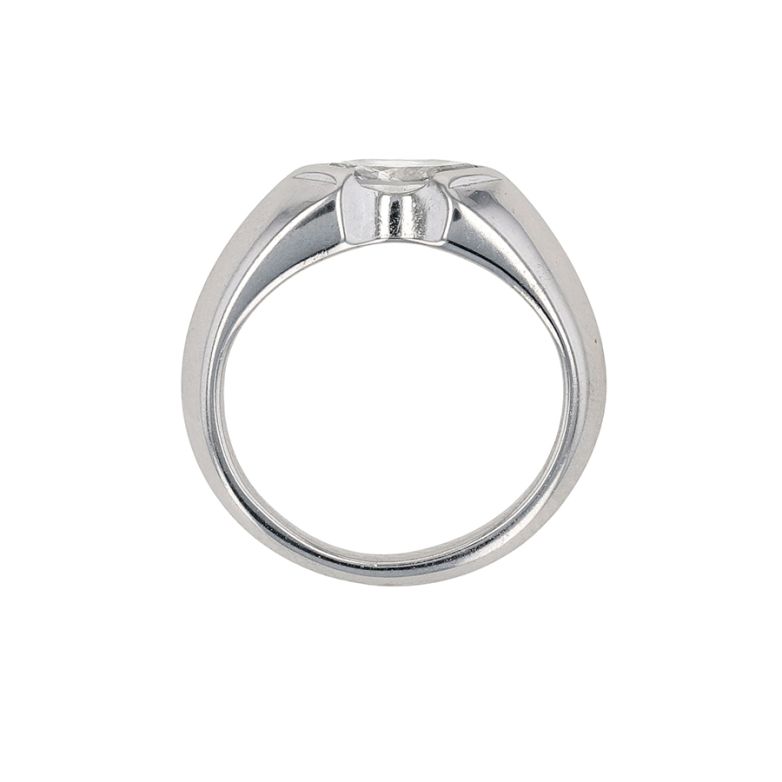 0.54-carat diamond ring in...