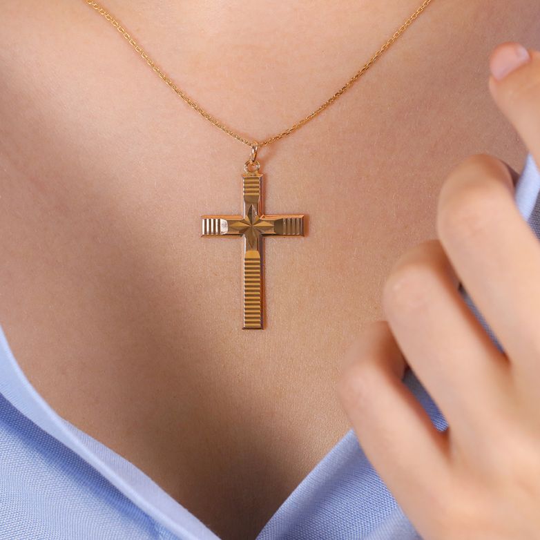 Rose Gold Cross  4.19g