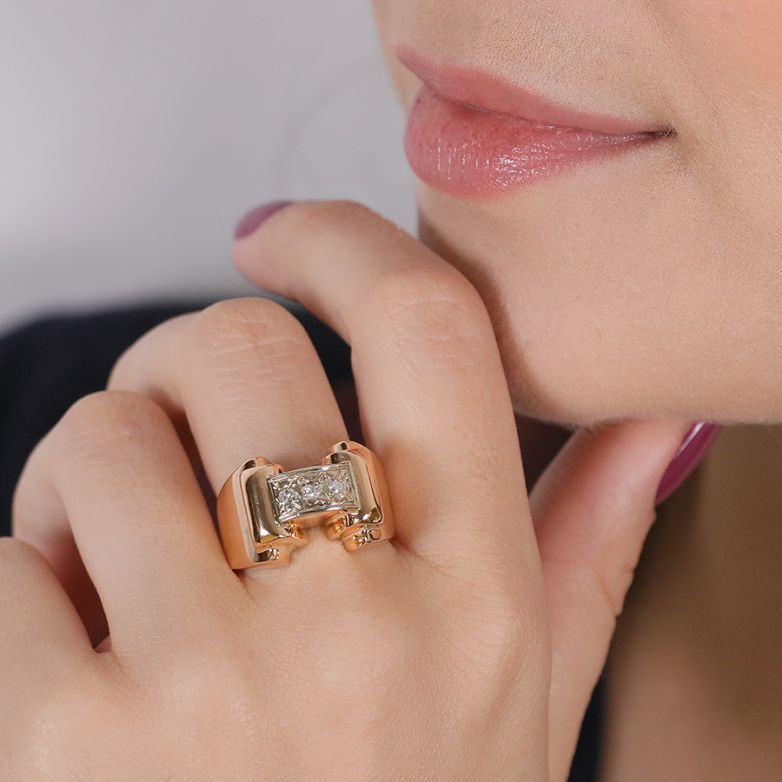 Vintage Diamond Ring, 0.10...
