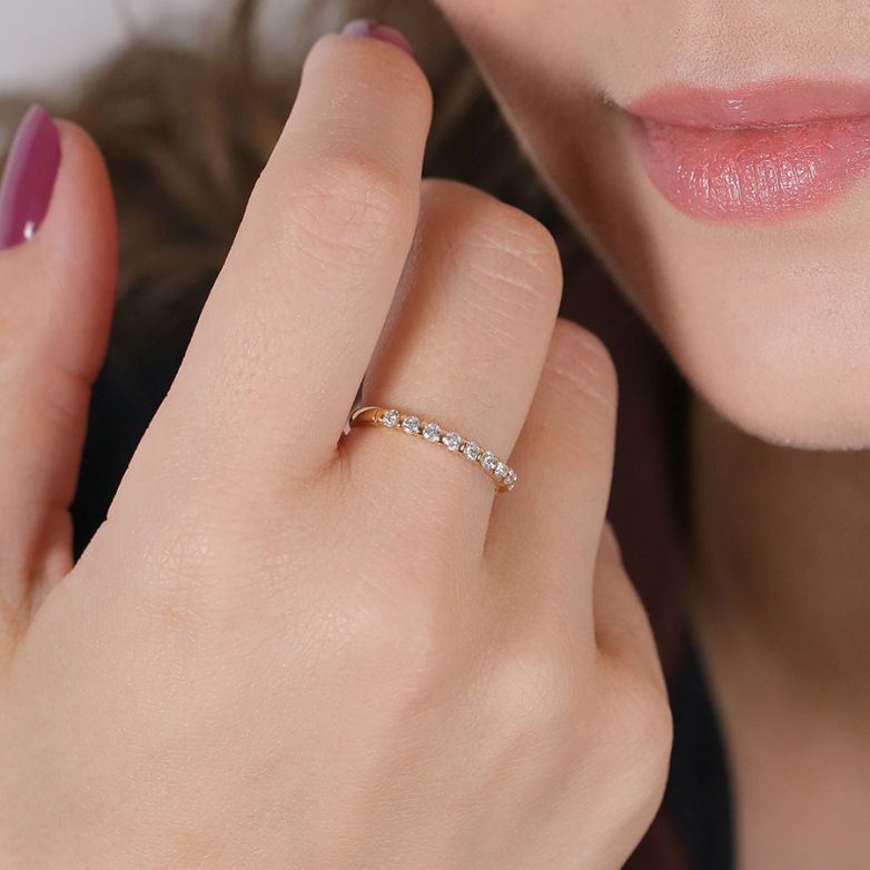 0.27-carat diamond wedding...