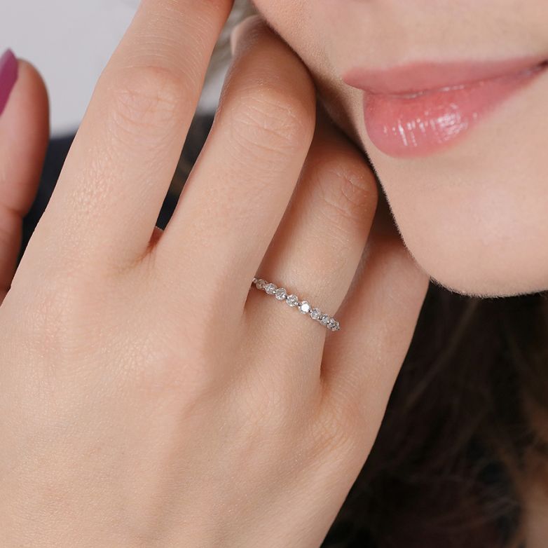 0.27-carat diamond wedding...
