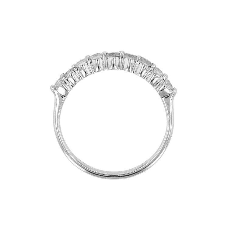 0.27-carat diamond wedding...