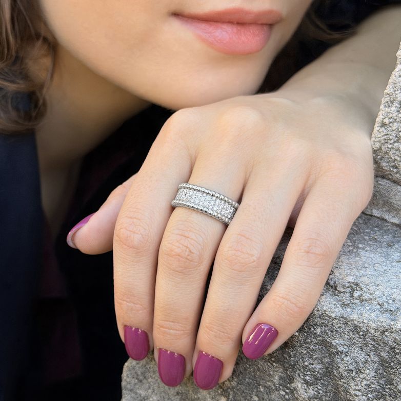0.84-carat diamond ring in...