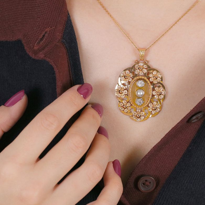 Vintage pendant with...
