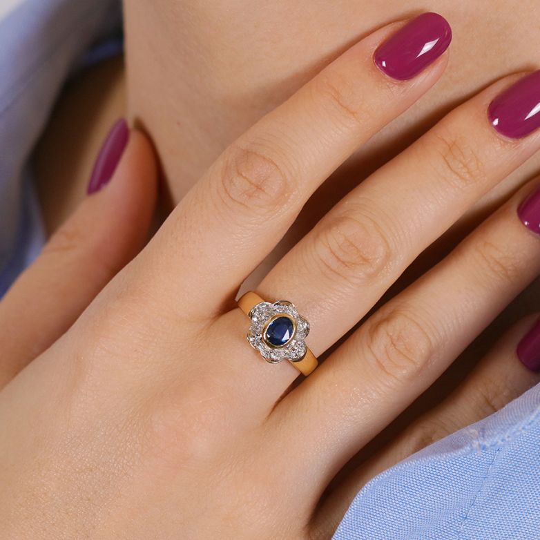 Sapphire ring, 0.62 carats,...