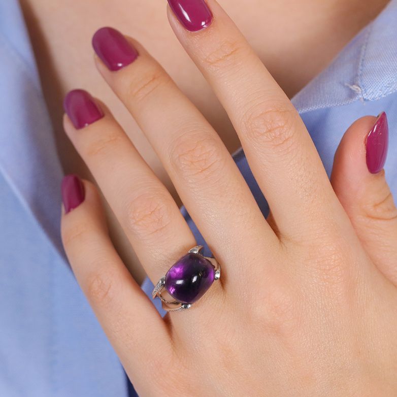 0.10-carat diamond and...