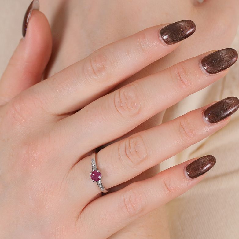 0.47-carat ruby and...