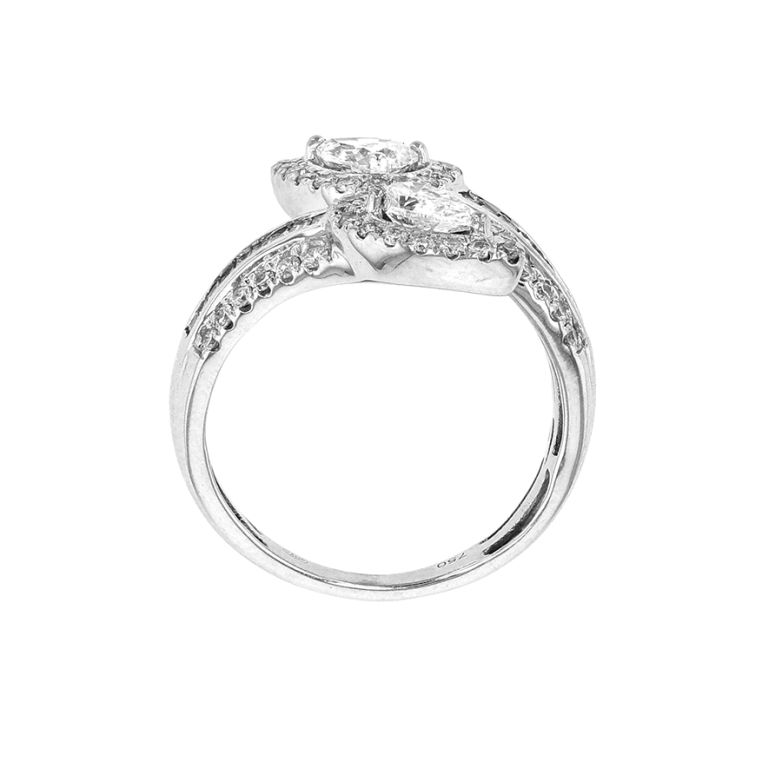 2.46-carat diamond ring in...