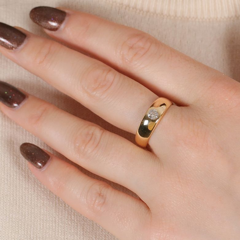 0.30-carat diamond...
