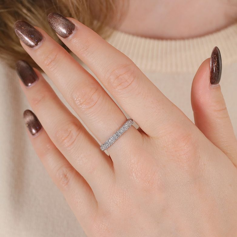 1.66-carat full-round...